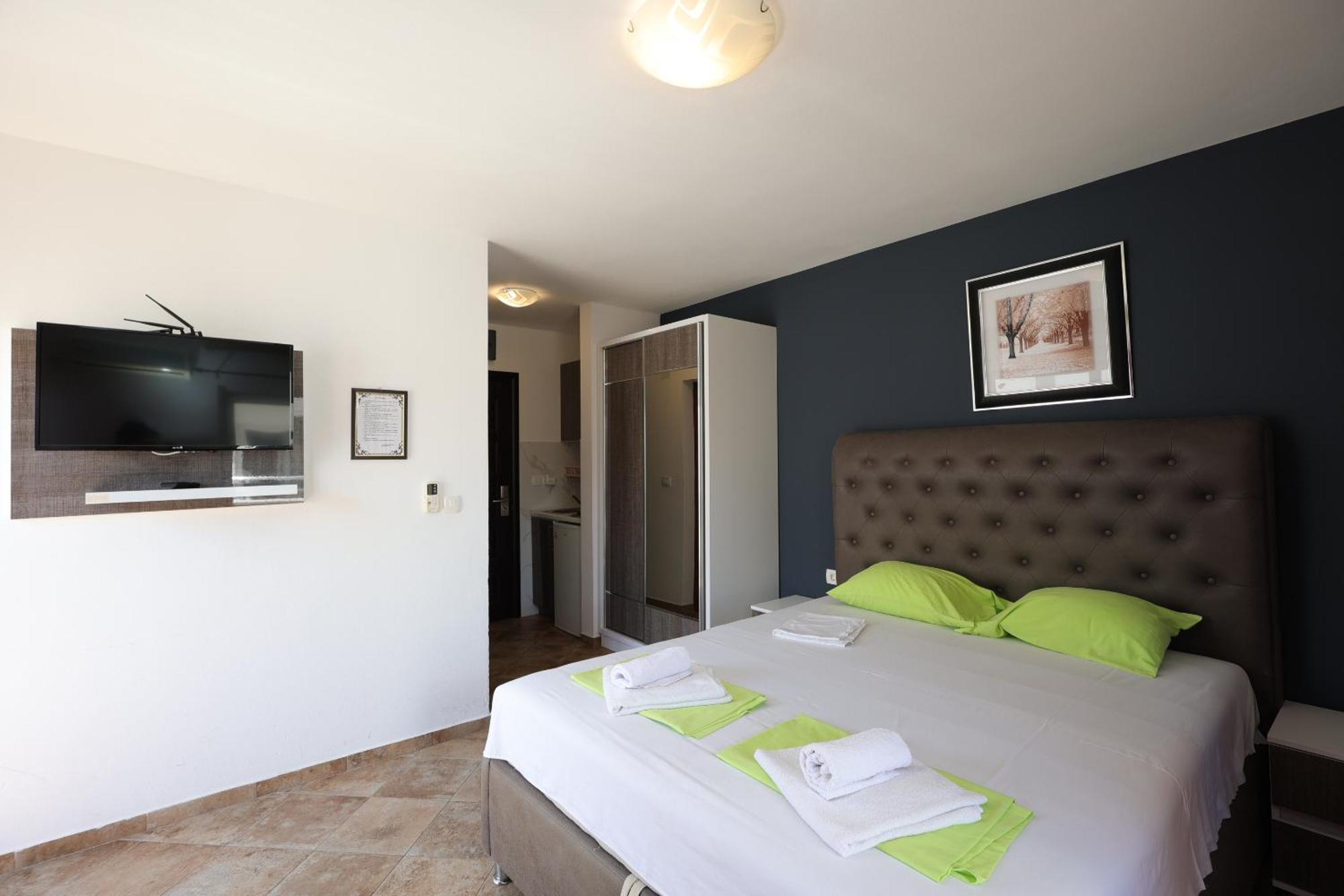 Athos Apartments Dobre Vode 도브라 보다 외부 사진